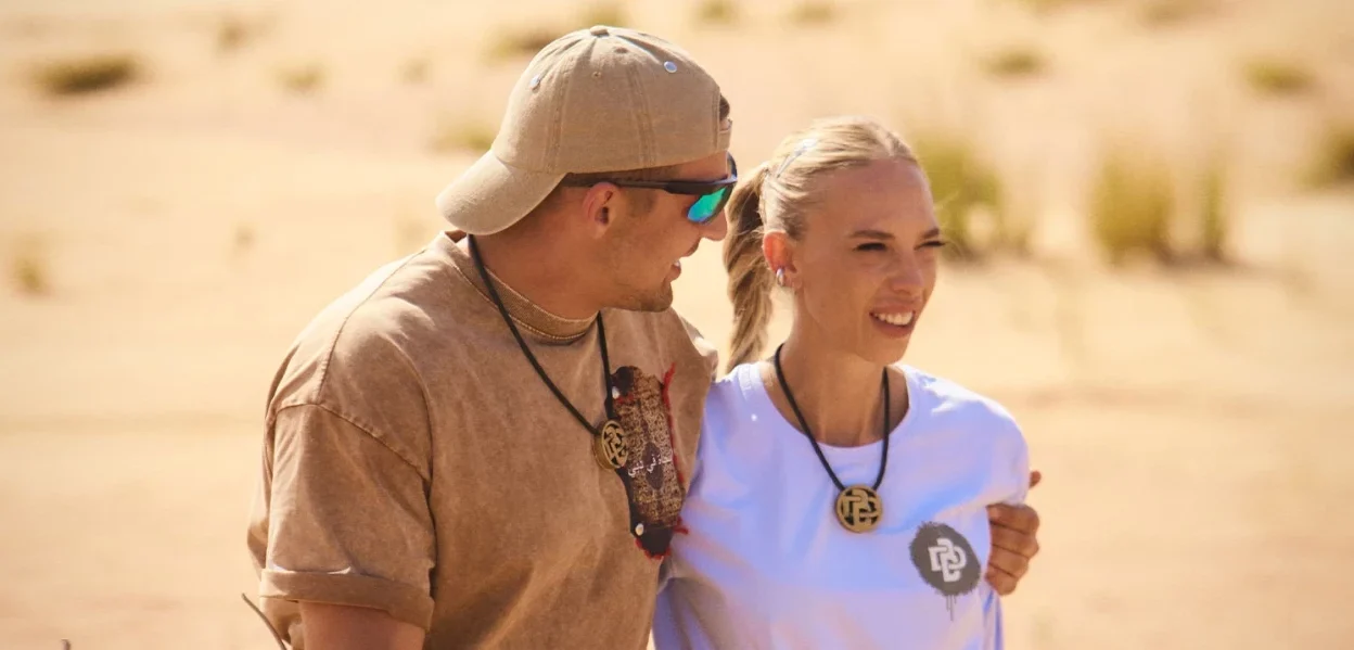 «На проект мы приехали уже как пара». Вторым участником шоу «Выжить в Дубае. Возвращение» на ТНТ станет Саша Стоун