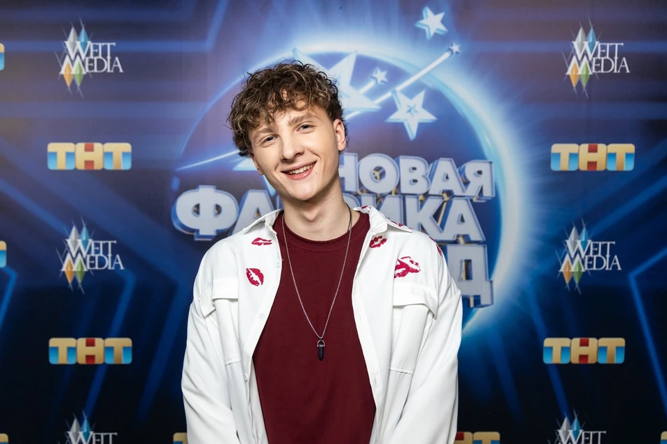 Певец из Алтайского края пришел поддержать финалистов «Новой Фабрики звезд» на ТНТ