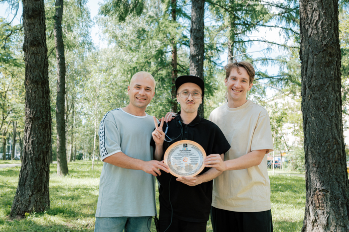 Телеканал ТНТ и Good Story Media приступили к съемкам нового сериала «Кукушкин» с Данилой Рассомахиным, Дарьей Руденок и Александром Якиным