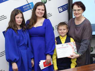 Более 700 родителей стали участниками конференции «Мы вместе» в Алтайском крае