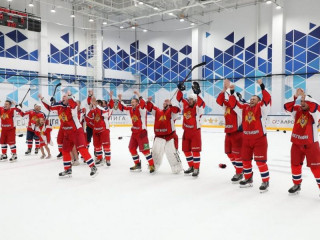 Командир ОМОНа «Алтай» в составе команды Росгвардии стал победителем хоккейного турнира «Кубок ВФСО «Динамо»