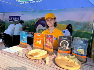 Около двух тысяч гостей собрал межрайонный фестиваль «Как сыр в масле!» в Алтайском крае