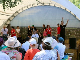 Алтайская специальная библиотека для незрячих и слабовидящих впервые представила проект «Дорогами Шукшина» на фестивале «Характеры» в Сростках