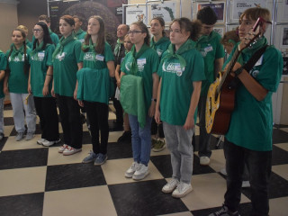 С площадки Барнаульского планетария в Барнауле отправилась на маршрут 25-я по счету экспедиция «Начни с дома своего»