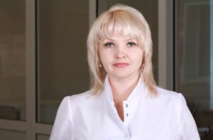 Неласковое солнце. Врач-онколог рассказала о том, почему спасаться от рака кожи лучше в тени