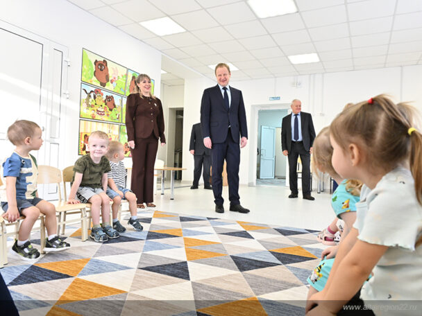 Виктор Томенко  торжественно открыл детский сад после капитального ремонта