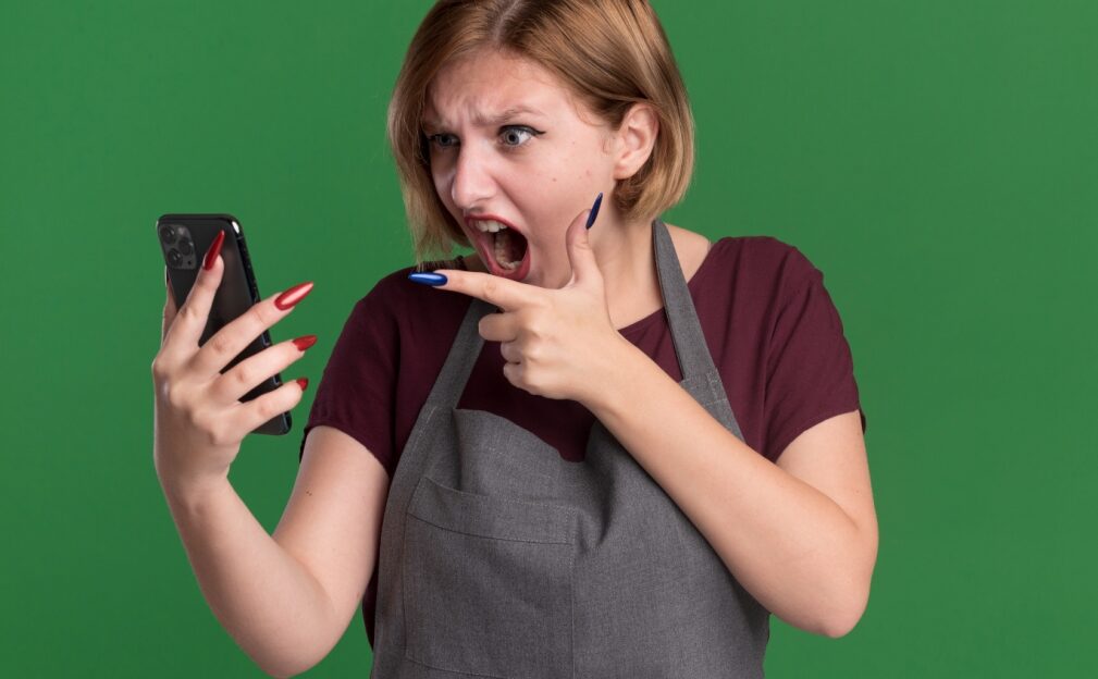 «Ваш звонок очень важен для нас»: почему дозвониться до оператора «МегаФона» на 0500 почти невозможно